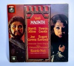 Box com 3 discos G.VERDI - Macbeth - com José Carreras e Cia. - e gatefold - excelente estado + livreto 
