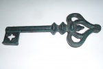 CHAVE EM FERRO FUNDIDO - DECORATIVA TIPO FAZENDA ANTIGA - 21 CM MACIÇA