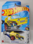 Miniatura Hot Wheels HW Poppa Wheelie,  Escala 1/64, Lacrada, Item no estado conforme fotos. Carrinho de coleção.