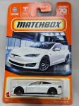 Miniatura Matchbox Tesla Model S,  Escala 1/64, Lacrada, Item no estado conforme fotos. Carrinho de coleção.