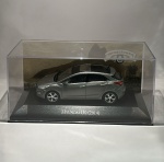 Miniatura Hyundai I30 2014, Inesquecíveis do Brasil, Escala 1/43.Item no estado conforme fotos. Carrinho de coleção. 