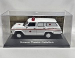 Miniatura Chevrolet Veraneio Ambulância,Veículos de Serviço, Escala 1/43.Item no estado conforme fotos. Carrinho de coleção. Possui pequeno trinco no acrílico.