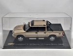 Miniatura Chevrolet S 10 Deluxe 2.5 Cabine Dupla 2009, Chevrolet Collection, Escala 1/43.Item no estado conforme fotos. Carrinho de coleção. 