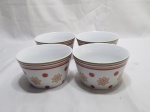 Jogo de 4 bowls em porcelana Finlandek. Medindo 13cm x 7,5cm de altura.