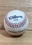 Bola de Baseball Wilton A1250 - com alguns desgastes.