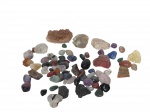 <b>PEDRAS BRASILEIRAS</b>, lote com sessenta e oito (68) pedras de modelos, tamanhos e tipos distintos.