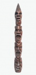 BRASIL, Déc. 80 - Lindíssima escultura de parede/máscara, executada em madeira nobre de ótima qualidade, representando expressivas figuras. Perfeito estado de conservação. Mede 45,0 cm de comprimento. Peça única.