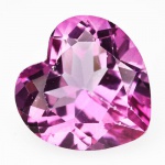 Precioso e lindo Topázio Pink extra de excelente qualidade e clareza IF, belíssima e rara lapidação coração brilhante, pesando 6.74 cts medindo 11.89 x 11.86 x 6.80 mm. Ótimo investimento para montar uma joia de qualidade. Origem Brasil.