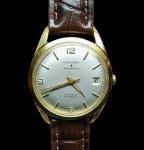 RARO RELÓGIO KARDEX SWISS - CLÁSSICO MODELO AUTOMATIC 25 JEWELS INCABLOC - BELÍSSIMA CAIXA DE 35 MM EM PLAQUÊ DE OURO - PULSEIRA NOVA EM COURO 14 MM - FUNÇÕES : HORAS - MINUTOS - SEGUNDOS  - CALENDÁRIO - MOVIMENTO AUTOMÁTICO SWISS DE PRECISÃO 25 JÓIAS - RESISTENTE À ÁGUA. RELÓGIO FUNCIONANDO EM EXCELENTE ESTADO, VISOR NOVO. PULSEIRA NOVA E SEM USO.