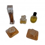 Cinco perfumeiros franceses o conteúdo fora da validade, Alt. 1,5 a  3 cm.