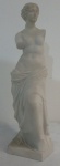 ESCULTURA - biscuit figura feminina semi-nua, inspirada em figuras antigas gregas - 24 cm