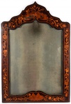 Espelho estilo  D. Maria. Brasil.Fins séc. XIX. , moldura em jacarandá e lindo marqueterrie floral. o espelho original de mercúrio. 64 x 43,5 cm. No estado.