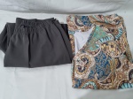 Lote de calça e camisa estampada. Tam: 48