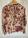Camisa com babados floral. Tam: 46