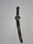 Relógio  vintage masculino rulha suíço antimagnetic pulseira de couro. Necessita de revisão.