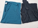 Lote de 2 blusas de malha manga curta com bordados. Tam; G.