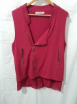 Linda blusa rosa com detalhes de zíper da marca Alook. Tam:G.