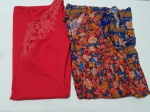 Lote de 2 vestidos sendo um vermelho e outro estampado. Tam: G.