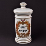 Pote de Farmácia em porcelana francesa com a inscrição Gom:  Opopon: , altura 25 cm.