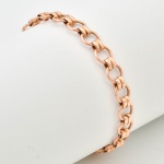Pulseira em ouro 18 k, elaborado com elos e fecho, comprimento 20 cm.