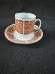 Vintage.Bela xícara de café com tema floral Art Déco. 