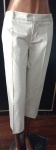 ZARA BASIC - Calça social na cor bege . Tamanho : 8 , veste 40 . Apresenta marcas de guardado .