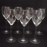 Lote com Sete Taças longas  para vinho . Medindo : 21cm.