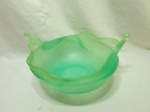 Lindo centro de mesa, fruteira em plástico duro verde. Medindo 37cm x 18cm de altura.