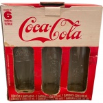 6 Garrafas de vidro, Coca-Cola Trade Mark - Celebrando 6 Garrafas Históricas; Em ótimo estado, com c