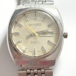 SANDOZ - Relógio automático, funcionando. Pulseira: 24mm. Caixa: 4,3cm x 3,9cm, vertical x horizontal, sem contar a coroa.  ATENÇÃO! Produto sendo vendido conforme ESTADO, testado, ou não, diz respeito apenas do momento da catalogação. Se necessário, solicitar mais fotos, vídeos ou perguntas para análise via e-mail reidaantiguidade@gmail.com, Obrigado pela visita!