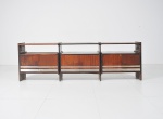DESIGN - Autor desconhecido |Lindíssimo buffet da década de 1960, executado em madeira compensada  f