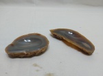 Lote de 2 saboneteiras em lamina de rocha. Medindo 14cm x 6,5cm x 2cm de altura.