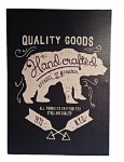 Quadro decorativo "Hand Crafted", em tela com chassis de madeira. Medida 50x70cm.
