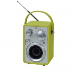 Belo e estiloso rádio AM/FM com revestimento em couro ecológico.