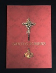 Livro " Santos Homens" editado pelo Museu de Sant´Ana de Tiradentes. Apresenta imagens dos santos e comentários sobre as mesmas.