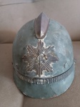 ANTIGO CAPACETE MILITAR DE BOMBEIRO EM FIBRA COM DETALHES EM LATAO - EM OTIMO ESTADO CONFORME FOTOS - ITEM SERA ENVIADO DA BAHIA