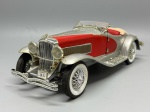 COLECIONISMO - Duesenberg SSJ 1935 - Escala 1:18. Miniatura em metal diecast. Carro de coleção.