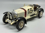 COLECIONISMO - Mercedes-Benz SSK 1928 - Escala 1:18. Miniatura em metal diecast. Carro de coleção.