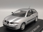 Seat Ibiza - 2000 Miniatura carro de coleção em metal, carrinho em metal e plastico injetado. Escala 1:43 aprox 10cm de comprimento. NÃO ACOMPANHA CASE EM ACRILICO .