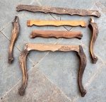 Estrutura de madeira de antiga mesa de centro, para restauração ou criação de nova mesa - dim - 73 cm maior e 30 menor