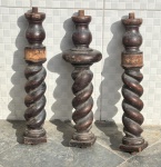 Lote com 3 colunas estilo manuelino , para reposição de móvel ou criação - dim - 60 cm de altura