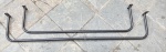 Par de arara de parede produzidas em metal na cor preta , não acompanha parafusos , marcas do tempo - dim - 1,50x28 maior e menor 1,22x28