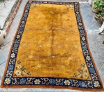 Grande tapete de cor laranja e detalhes florais em azul -1,90x2,95