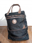 Bolsa preta e marrom  com rodinhas , marcas do tempo- dim - 50x25x65