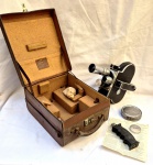 Câmera Filmadora 16 mm Paillard Bolex no estojo mais sem garantia de funcionamento medindo