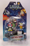 COLECIONISMO (15) - CARTELA LACRADA do personagem CAPITÃO NEMO (CAPTAIN NEMO) da série SPACE STRIKERS. Era vendido pela GULLIVER. A Cartela mede aprox. 30,5 centímetros de altura. Óculos em 3D incluso. A proteção plástica frontal está amassada.