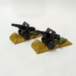 COLECIONISMO - DOIS (02) CANHÕES MATCHBOX fabricados no Brasil - Zona Franca de Manaus. Um deles com a etiqueta plástica íntegra e o outro com parte da etiqueta plástica brasileira.
