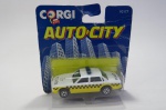 COLECIONISMO - MINIATURA CORGI AUTO CITY - CARRO DE POLÍCIA. Na cartela lacrada original - escala 1:64.