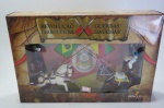 COLECIONISMO 02 - REVOLUÇÃO FARROUPILHA - SÉRIE GUERRAS GAÚCHAS. Caixa Original que retrata a cavalaria gaúcha em trajes típicos e a cavalaria do exército brasileiro no século IX. São 02 (dois) Bonecos com suas montarias. A Brinquers foi uma empresa que produziu miniaturas sobre a história do Rio Grande do Sul em 2014.