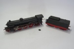 COLECIONISMO - LOCOMOTIVA E TENDER marca RIVAROSSI (ITÁLIA). Não testada, necessitando revisão - apresenta peças soltas. Não consta Escala. Acreditamos ser HO. 